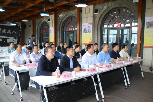 共建乡村振兴教学实践基地揭牌仪式在我中心隆重举行(图3)